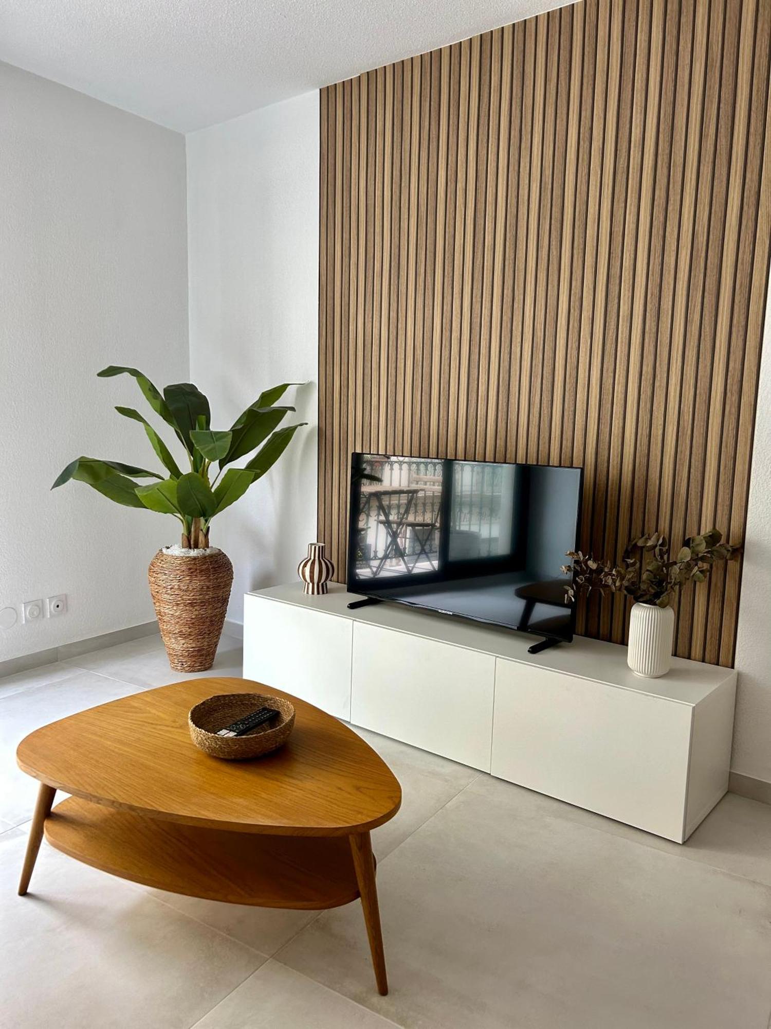 Menton Carre D'Or - Private Garage Apartment ภายนอก รูปภาพ